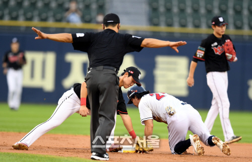 [포토] 오재원 '내가 빨랐어'