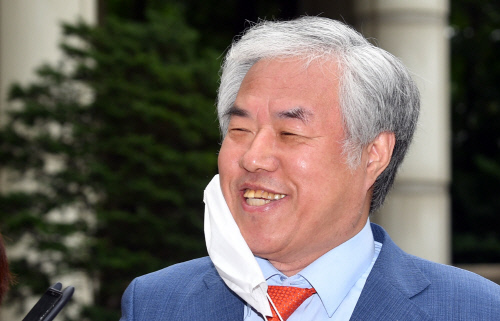 검찰, 사랑제일교회 전광훈 보석취소 청구 "보석조건 위반"