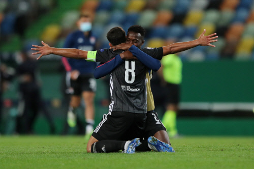 SOCCER-CHAMPIONS-MCI-LYO/REPORT