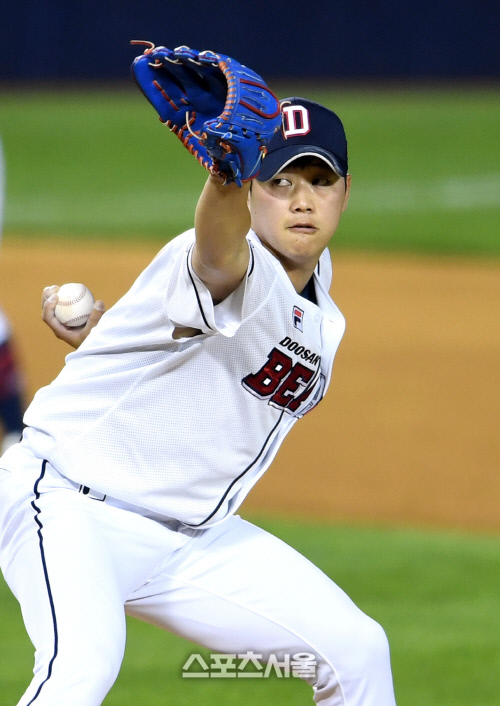 [포토]두산 함덕주, SK전 2이닝 무실점 시즌 3세이브