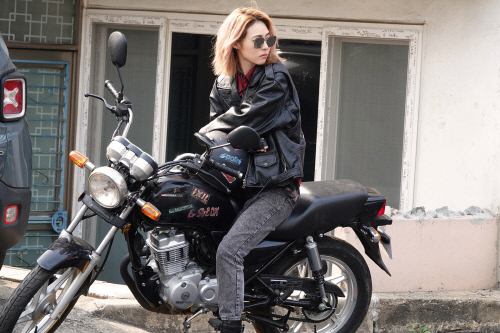 이연희 \'만신\' 스틸이미지 02