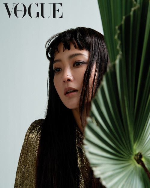 김희선_보그 9월호 (1)