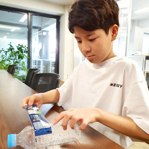 '작은참치' 정동원, 동원참치 지목으로 에코챌린지 참여…"라벨은 떼주세요"[★SNS]