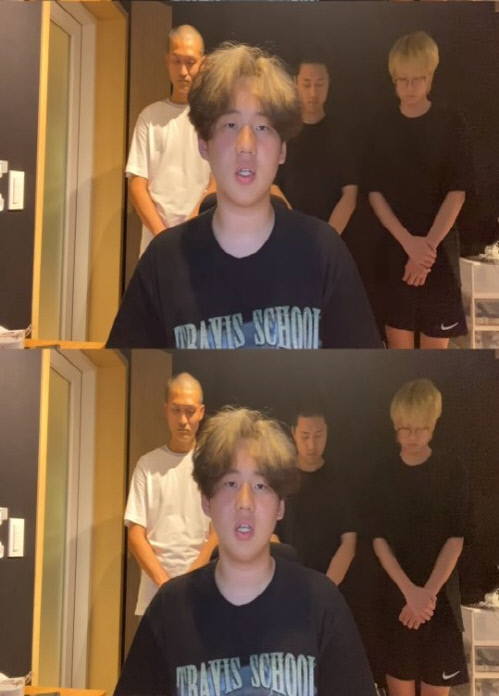 "코로나 한창인데"…래퍼 류정란, 용산CGV 무단 침입·마스크 없이 활보[종합]