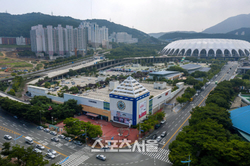 홈플러스 아시아드점 전경(드론촬영)