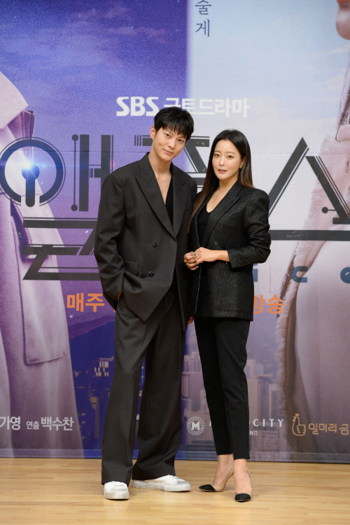 "친정 온 기분"…김희선X주원 '앨리스', 시공간 뛰어 넘는 휴먼SF[종합]