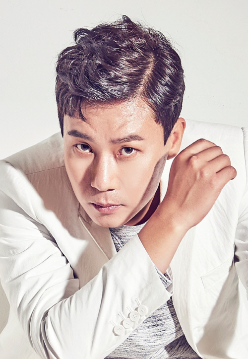 이상민, 국내 최초 고기 예능 JTBC '육자회담' MC 확정