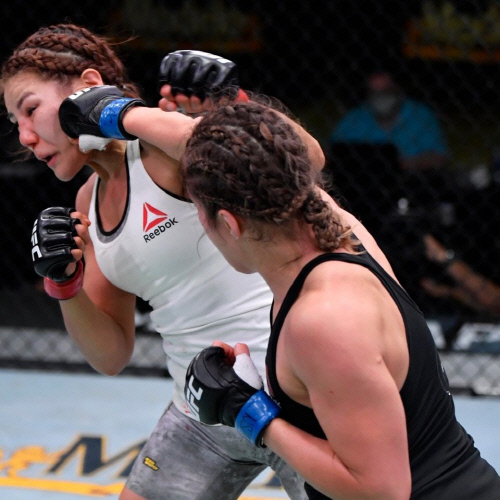 타격과 그라운드에서 밀린 김지연, 알렉사 그라소에 판정패해