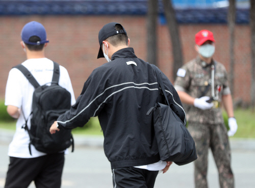 박보검 조용한 입대