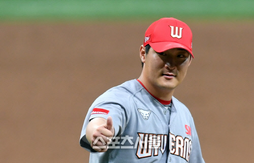 하재훈과 통화한 염경엽 감독 "1군서 구위찾고 끝내고 싶어하더라"