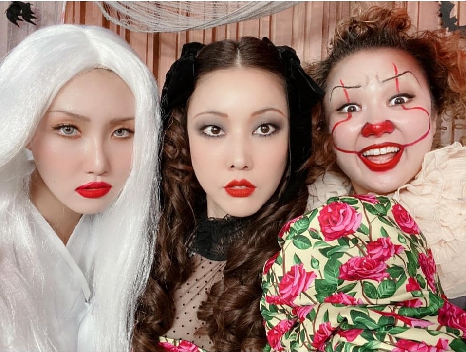 '톱모델' 한혜진,'여은파' 50만 구독자 공약…큰웃음 주는 '9척인형' 변신[★SNS]