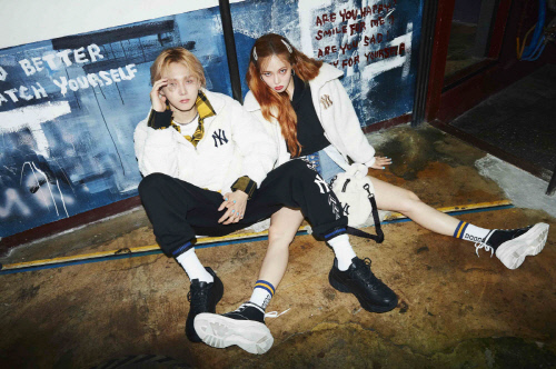 '5년째 연애ing' 현아♥던 달달한 커플 화보 "진짜는 달라"[★화보]