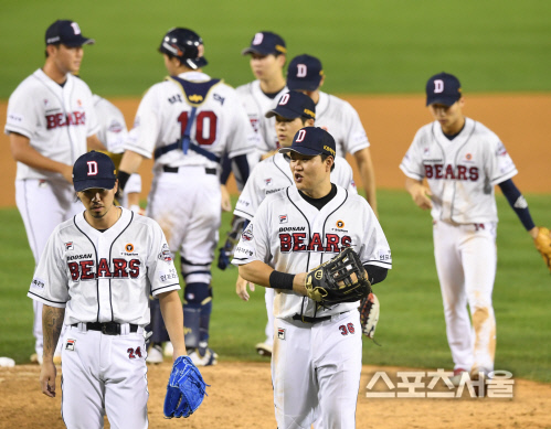 [포토] 두산 오재일-오재원, 신구 주장 나란히...