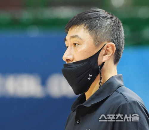 [포토] 삼성 이상민 감독, 컵대회 우승을 향해...
