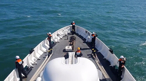 北 "南, 새로운 긴장 유발할 수 있는 영해 침범 중단하라"