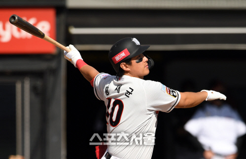[포토]2타점 2루타 황재균, 역전 성공!