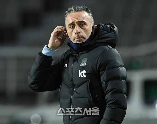 [포토] 벤투 감독, 승리가...필요해!