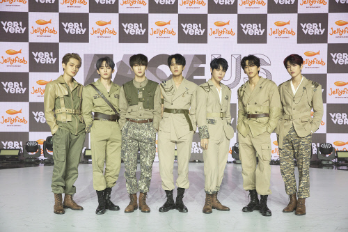 "스스로를 뛰어넘을 것"…'G.B.T.B.'로 돌아온 베리베리, 칼군무돌의 당찬 컴백[종합]