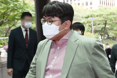 방시혁이 밝힌 빅히트엔터테인먼트의 비전 "글로벌 엔터 될 것"