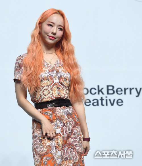 [포토] 이달의 소녀 비비, 오렌지 칼라~