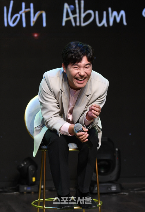 [포토] 임창정, 중국어 버전 열창에 본인도 폭소