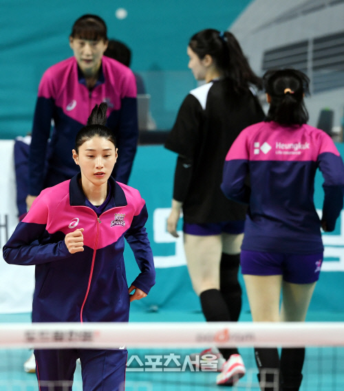 [포토] 흥국생명 김연경, 드디어...시즌 첫 경기!