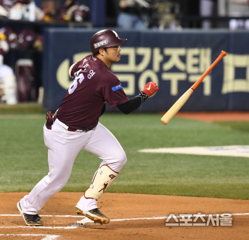 [포토] 키움 이지영, 안타!