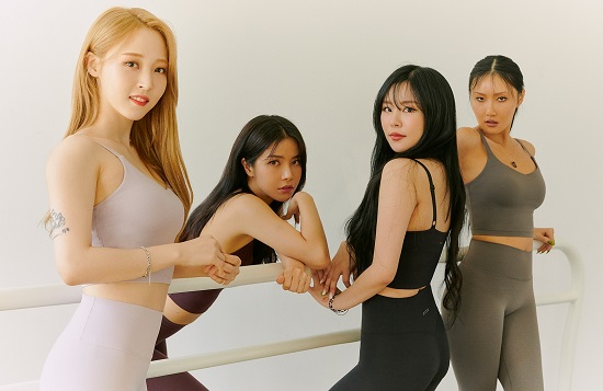 올 겨울 따뜻하게 보내기 위한 월동준비템 안다르 ‘뉴 에어웜 기모 지니 레깅스’ 화제