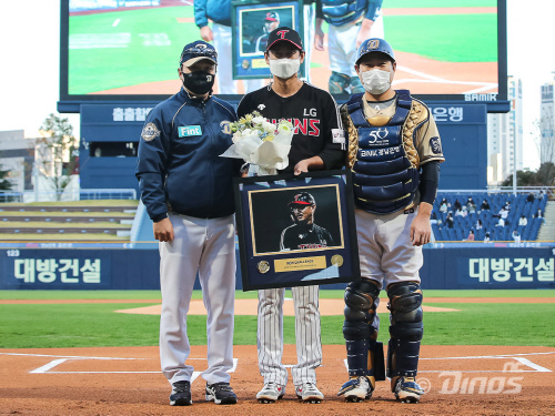 LG 박용택 창원NC파크에서 송별식…문학만 남았다[SS현장]