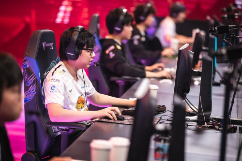 [라이엇 게임즈] 경기 중인 쑤닝