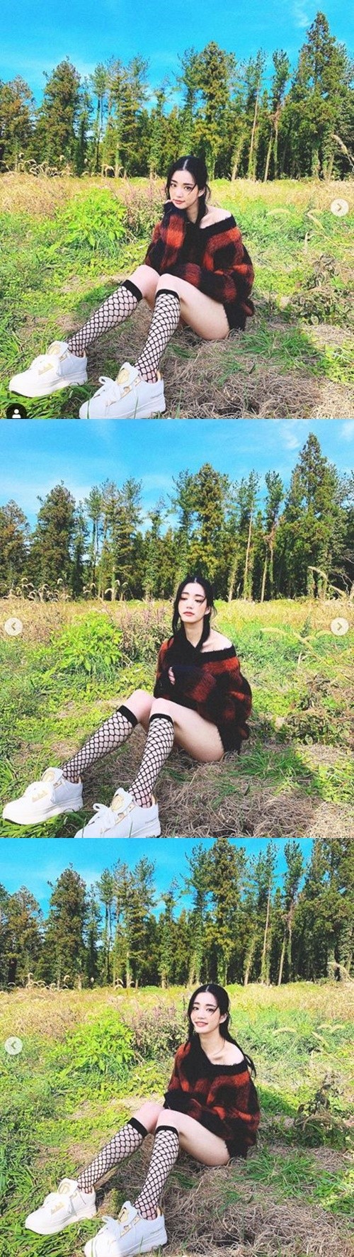 이유비, 비현실적 다리길이 '하의실종패션' 청순+섹시美 [★SNS]