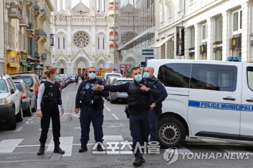 프랑스 니스 참수 테러 용의자, 21세 튀니지 청년