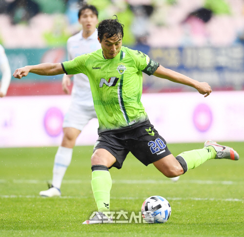 [포토]전북 이동국, 은퇴 경기에서 골 바랐건만...