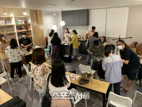 1청년협동조합 뒷북 모임 사진