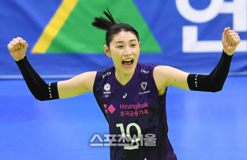 [포토]흥국생명 김연경, 출발이 좋아!