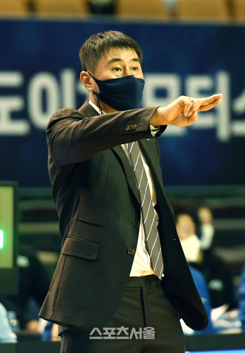 [포토]서울 삼성 이끄는 이상민 감독