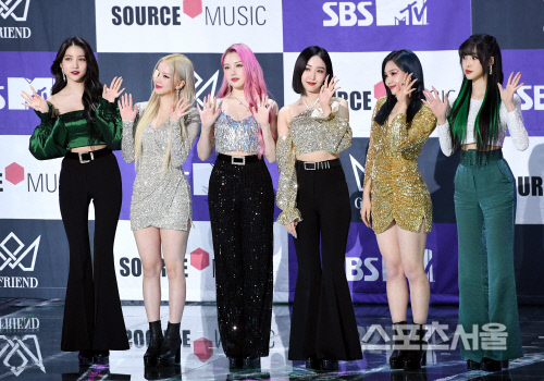 [포토] 여자친구, 너무나 반가운 컴백 인사!