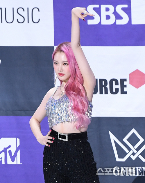 [포토] 여자친구 예린, 핑키 걸~