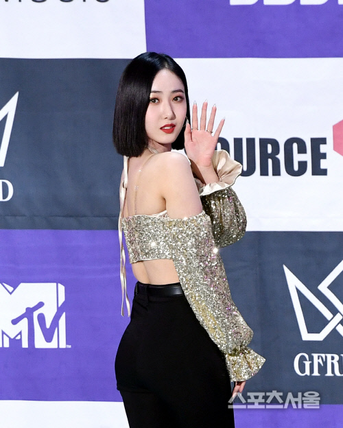 [포토] 여자친구 신비, 드디어 컴백해요~