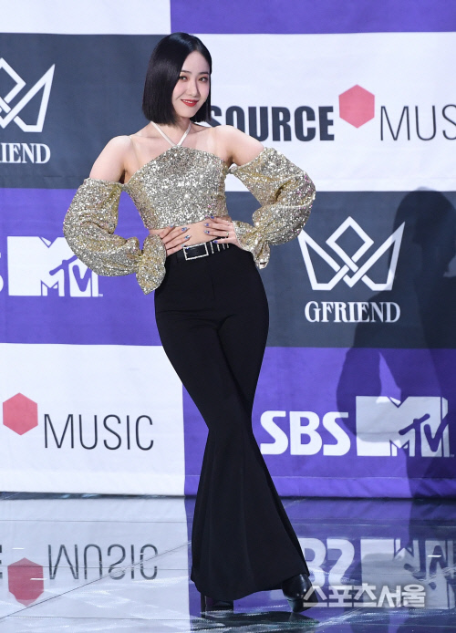 [포토] 여자친구 신비, 미소 머금고~