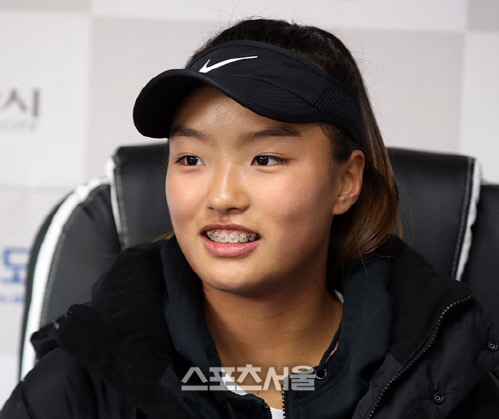 여자테니스 강호 정영원 "이동국 딸 재아, 공격적이고 스타일 좋더라"