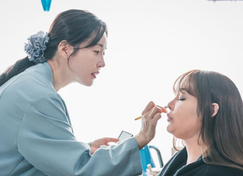 엄지원, '산후조리원' 특별 출연 박시연에게 감사 인사 "최고야"