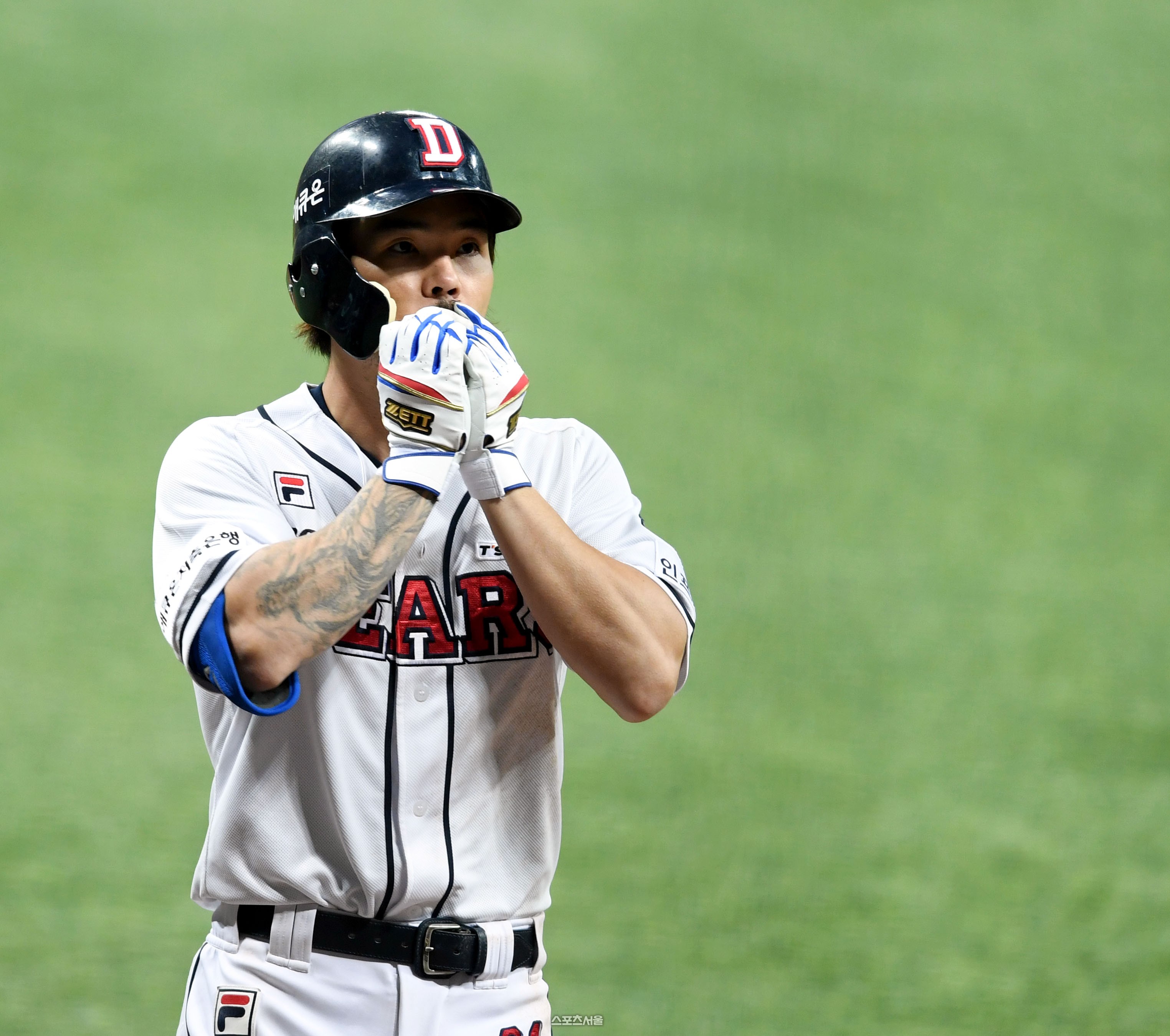 [포토] 오재원, 8회 솔로포 