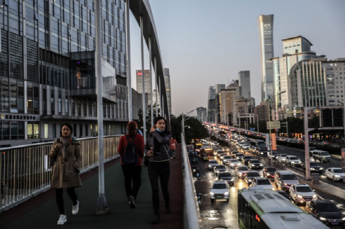 차량 번호판이 뭐라고…3년간 28번 이혼한 중국 여성의 사연[B급통신]