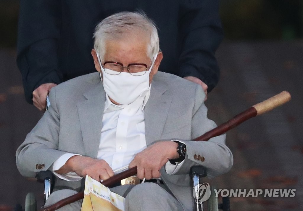 신천지 이만희 총회장, 구속 석달만에 보석석방. "건강 악화"