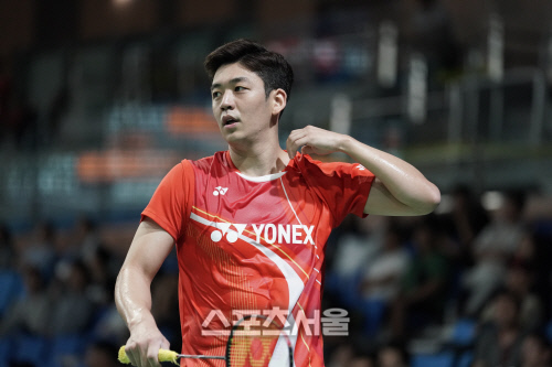 이용대 "온라인 매치로라도 팬들과 만나야죠" 19일 슈퍼더비