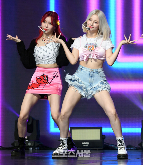 [포토]모모랜드 제인-낸시, 열정적 안무