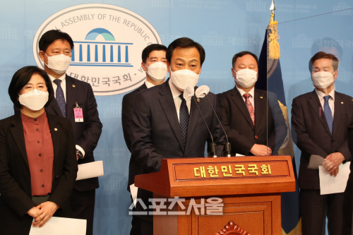 1경기도의견을 가졌다.