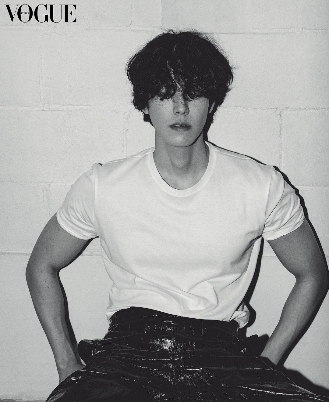 '치명美 뚝뚝' 김우빈 "나 자신에 대한 사랑 끝까지 잃고 싶지 않아"[★﻿화보] 