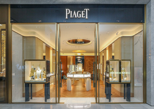 현대백화점 판교점, 강남 백화점 수준 명품 라인업 갖춰